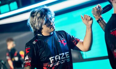 «Он станет удивительным снайпером»: Twistzz оценил игру нового AWPer FaZe