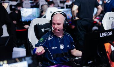 Фавориты уверенно вышли в плей-офф квалификаций EWC по CS2