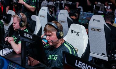 s1mple поза EWC 2026: BC.Game програли 100 Thieves у відборі