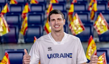 ОФИЦИАЛЬНО. Игрок сборной Украины продлил контракт с испанским клубом