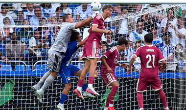 Асист і clean sheet від Луніна. Реал у товариському матчі здолав Депортіво