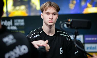 B8 – Vitality. Прогноз і анонс на матч Групи C EWC 2026 з CS2