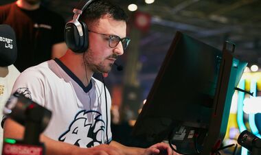 «Мы просто провалились»: CacaNito оценил выступление JiJieHao на EWC 2026