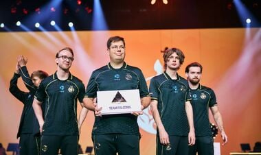 Falcons переиграли The MongolZ у 1/8 фіналу Esports World Cup 2026 з CS2