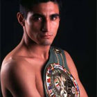 Моралес сообщил о своем плане на бой против Пакьяо