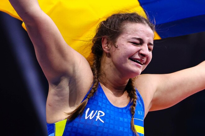 Чемпіонство Алпєєвої і серія невдач. Як минув 2 день ЧС з жіночої боротьби