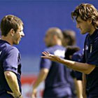 Всем известно, что Антонио Кассано и Кристиан Виери (на фото) решили отправиться в зарубежные клубы вовсе не потому, что им несладко приходилось на родине