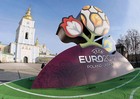 Украина готова принять сотни тысяч болельщиков Евро