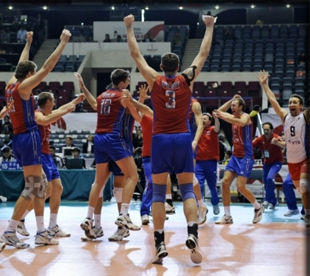 Российские волейболисты выиграли Кубок мира