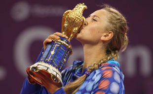 Виктория Азаренко выигрывает турнир в Дохе
