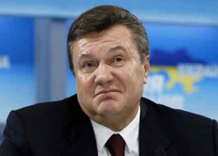 Янукович посетит матч открытие Евро-2012