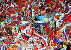 Россияне на матчах Евро вооружатся биноклями и ноутбуками