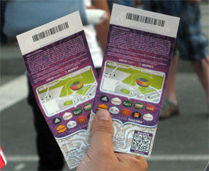 Билеты на матч Испания - Франция отдают за полцены + ФОТО