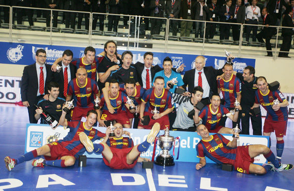 Барселона Алуспорт собирает трофеи