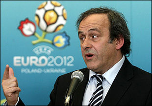 УЕФА рассмотрит три вопроса подготовки к Евро