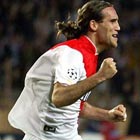 Монако вдесятером переигрывают Челси