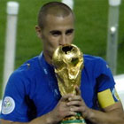 Каннаваро наградили "бриллиантовым мячом"