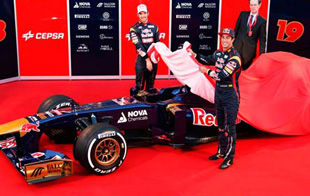 Toro Rosso презентовала болид STR8 + ФОТО