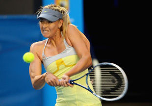Мария Шарапова вышла в четвертьфинал турнира в Дохе