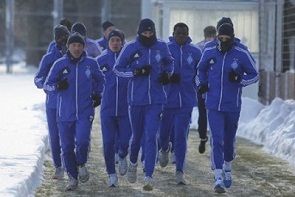 Динамо провело объединенную тренировку под снегопадом