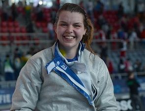 Саблистка Алина Комащук завоевала серебро в Чикаго