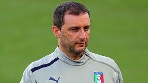 Девис Манджа покинул пост тренера молодежной сборной Италии