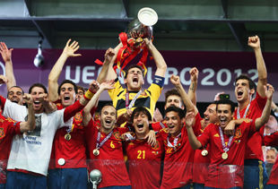 Испания - чемпион Европы 2012 года!+ФОТО