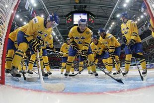 Шведам запретили играть в НХЛ до 22 лет