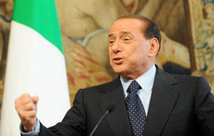 Берлускони извинился перед Балотелли