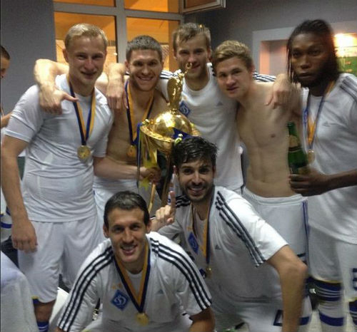 Киевские динамовцы отпраздновали победу в Кубке