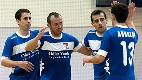 Баку Юнайтед второй раз подряд выиграл чемпионат Англии