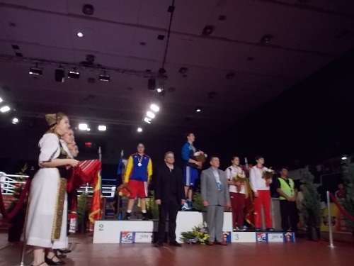 Украинка завоевала золото на чемпионате Европы по боксу