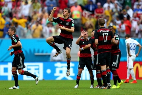 Немцы завершают групповой турнир минимальной победой
