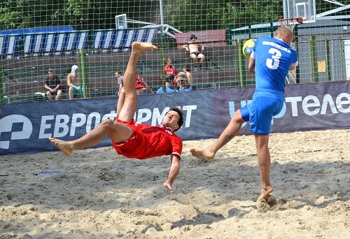 Чемпионат Киева по пляжному футболу: стартовал основной этап