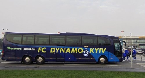 Часть игроков Динамо отправится в Харьков на автобусе