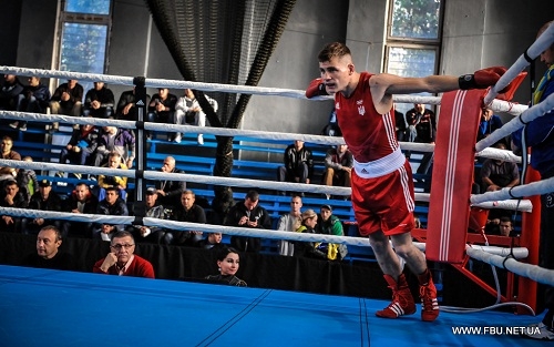 Определились полуфиналисты чемпионата Украины по боксу
