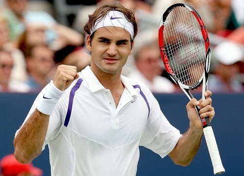 Роджер Федерер вышел во второй раунд турнира в Базеле