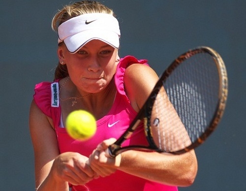 Алена Сотникова вышла в четвертьфинал турнира в Умаге