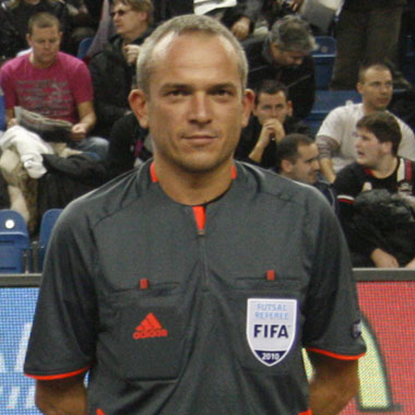 Олег Иванов в списке арбитров чемпионата Европы-2014