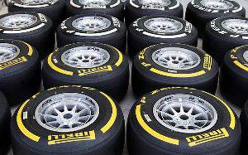 Новые шины Pirelli замедлят скорость болидов Формулы 1