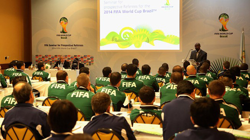 В ФИФА утвердили список арбитров, которые будут судить на ЧМ