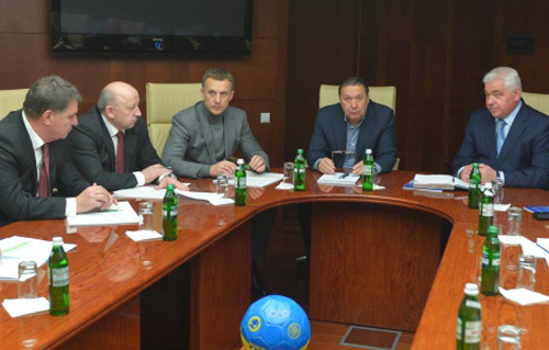 ФФУ построит футбольный манеж для сборных команд Украины