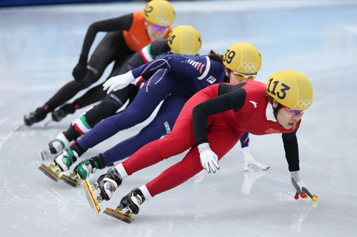 Сочи-2014. Китаянка Ян Чжоу выигрывает золото в шорт-треке