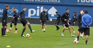 Черноморец опробовал газон стадиона Максимир