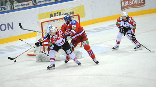 Лев переиграл Донбасс и вышел вперед в серии