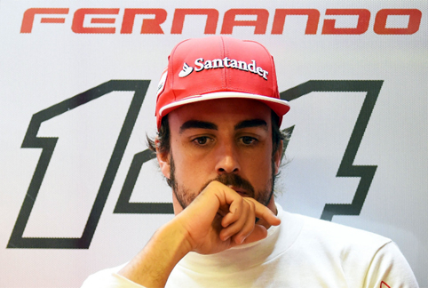 Алонсо может заблокировать переход Феттеля в Ferrari