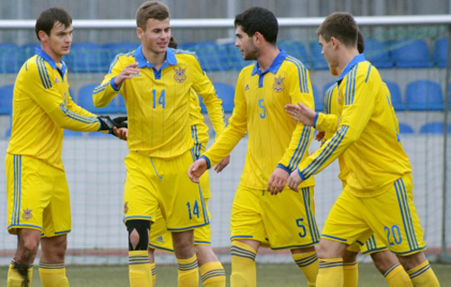 Украинская молодежка провела первый матч в новом составе