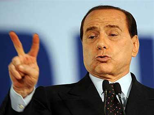 Берлускони продал 51% акций Милана за 500 миллионов евро