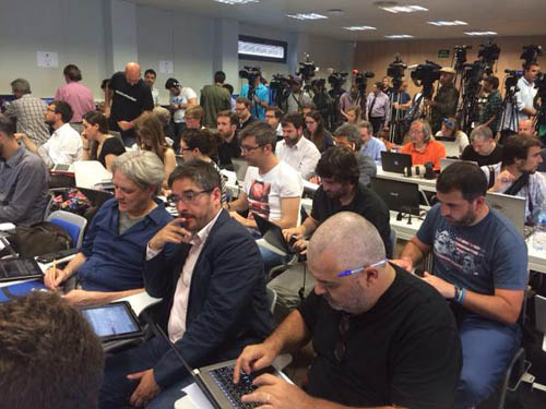На пресс-конференцию Барселоны пришло больше 200 журналистов