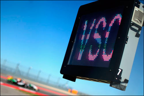 В FIA опробуют режим общего ограничения скорости